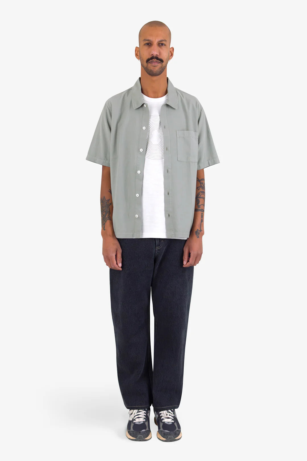 Folk Gabe Shirt Light Sage